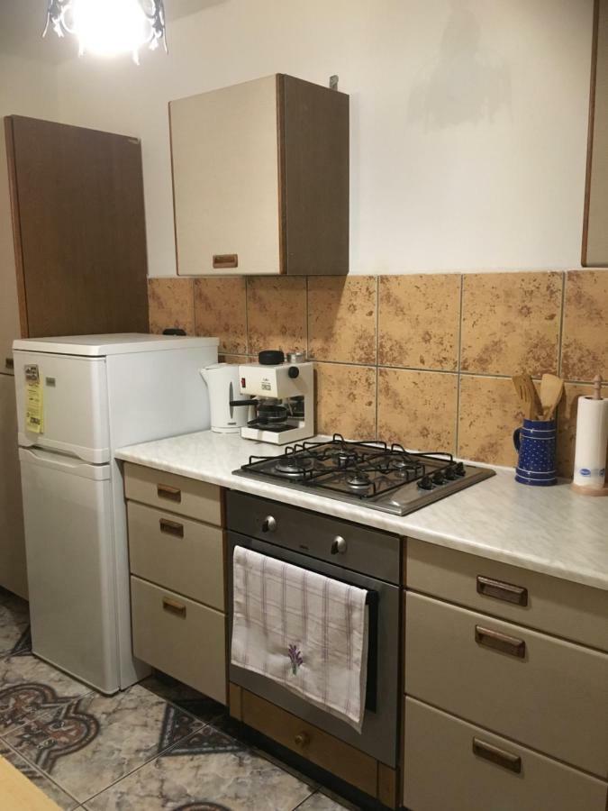 Levendula Apartmanház Apartment Sümeg Exterior foto